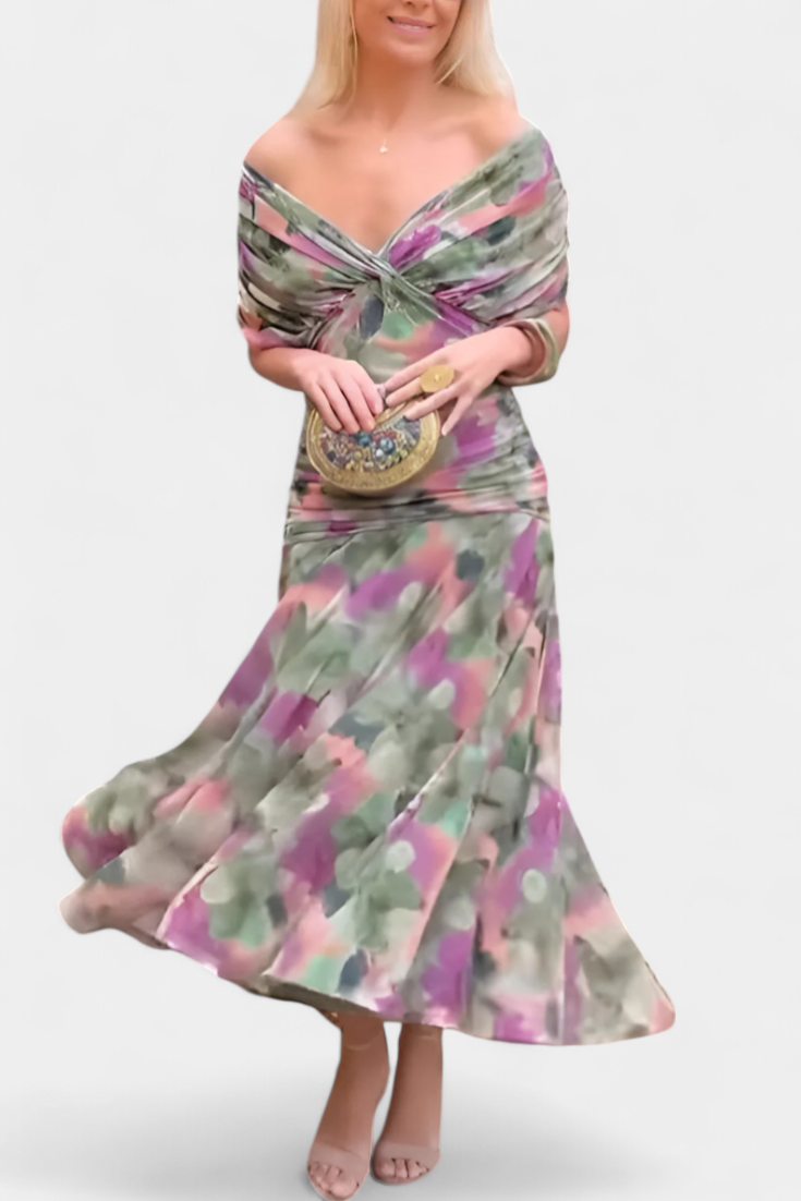 LALUNA | Elegant Dress With V-Neckline