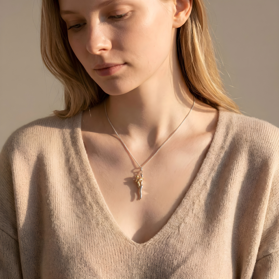 Mum’s Embrace Necklace