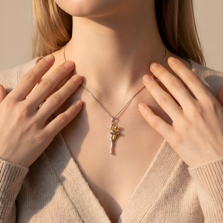 Mum’s Embrace Necklace