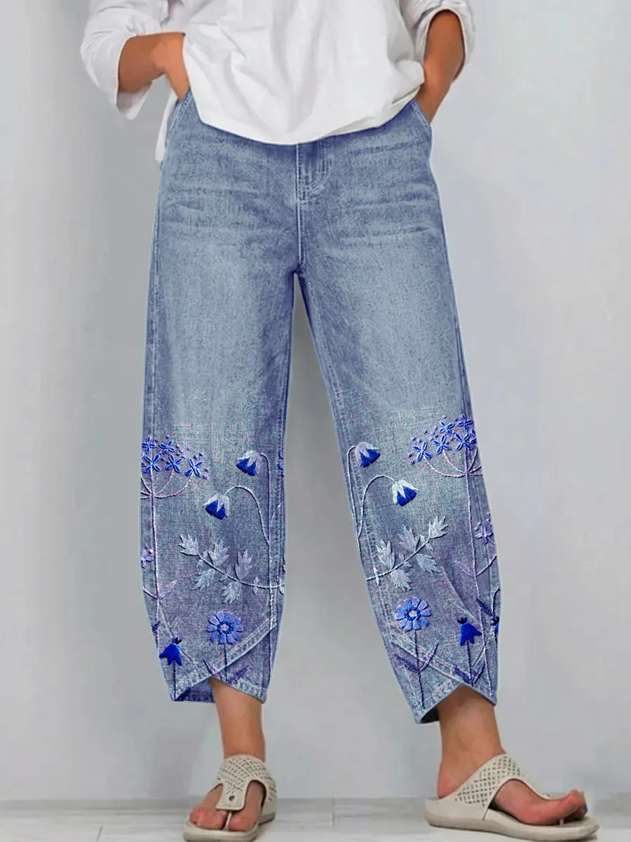 Aven | Floral Embroidered Jeans