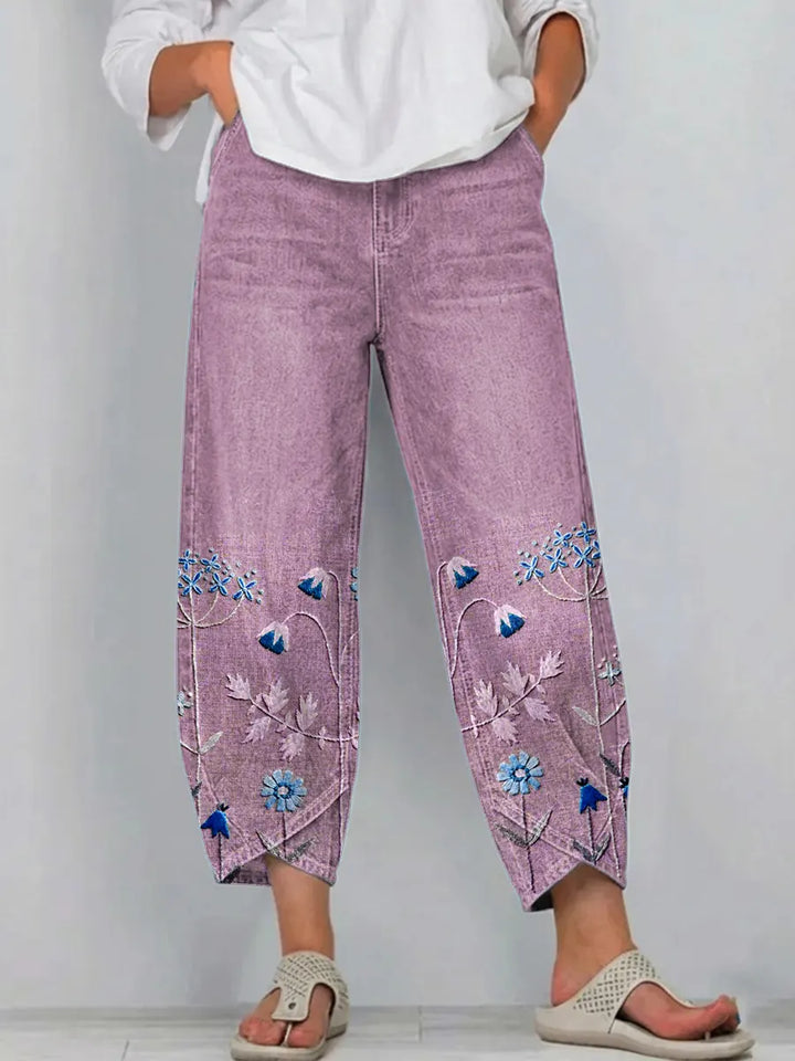 Aven | Floral Embroidered Jeans