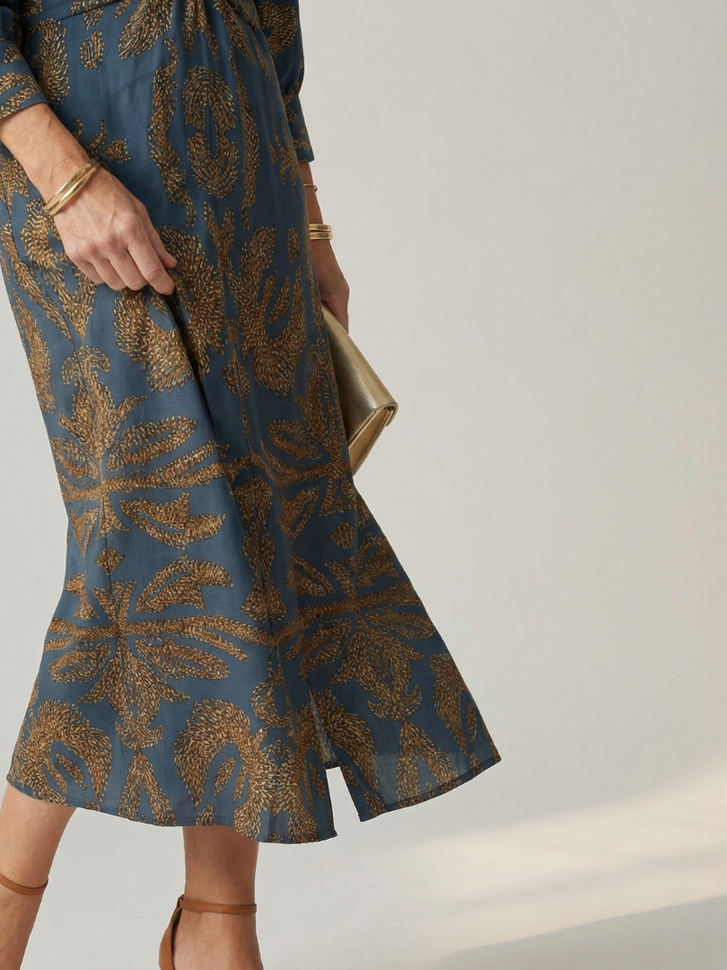 Falune | Elegant Printed Midi Dress