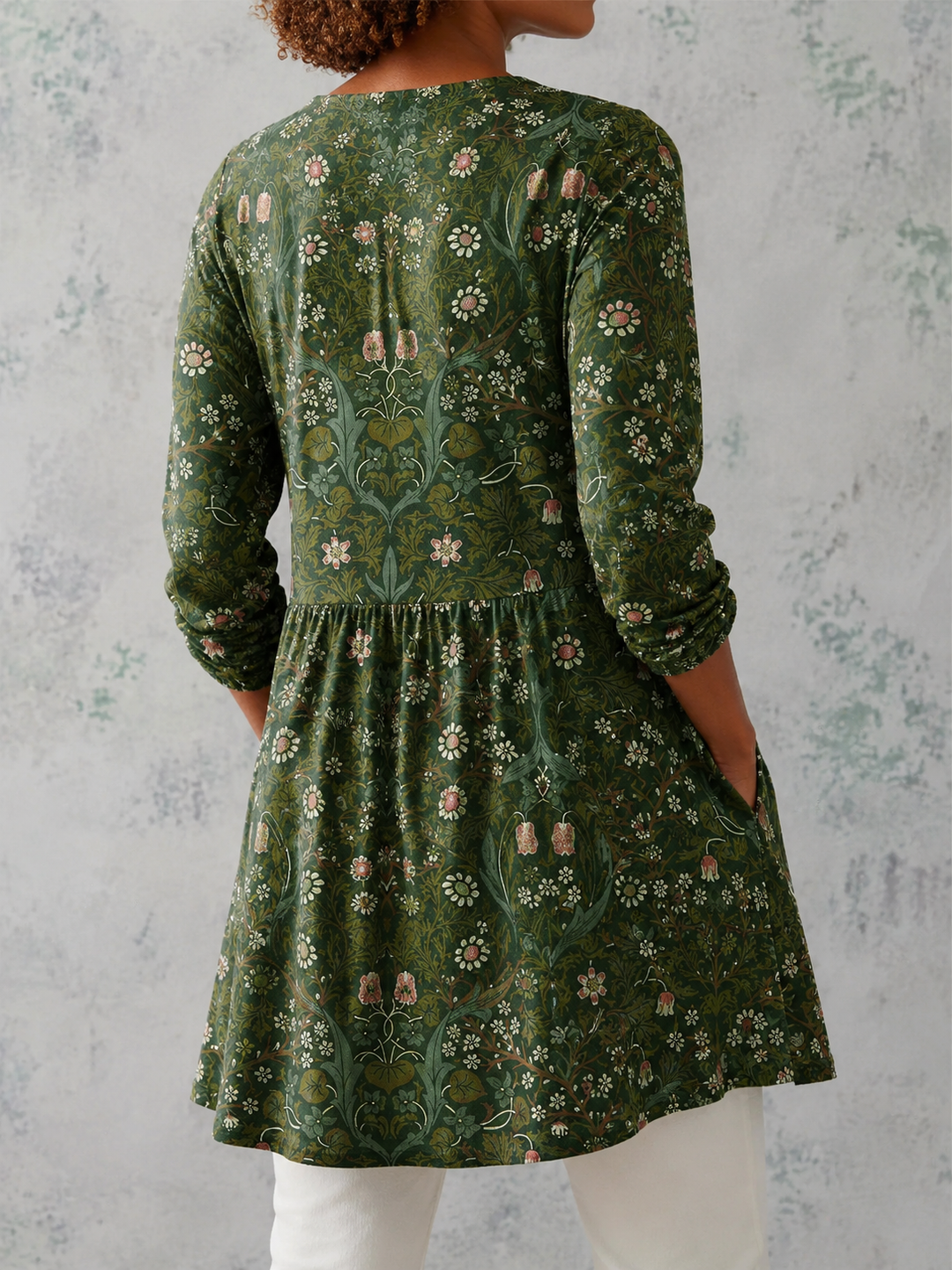 Sophia | Vintage Floral V-Neck Shirt