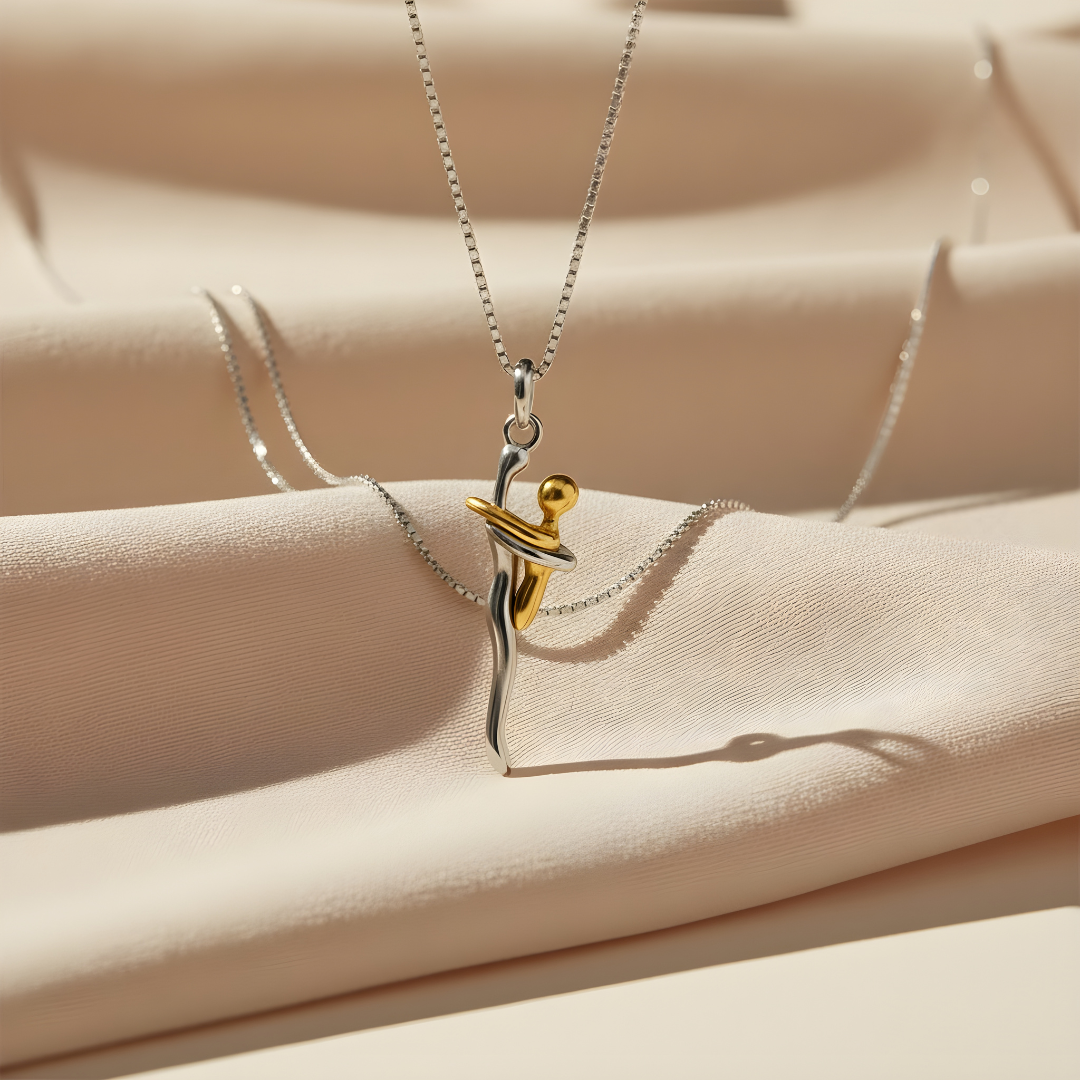 Mum’s Embrace Necklace