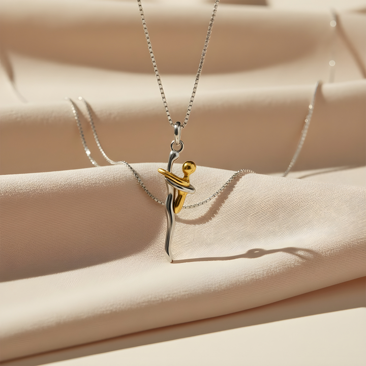 Mum’s Embrace Necklace