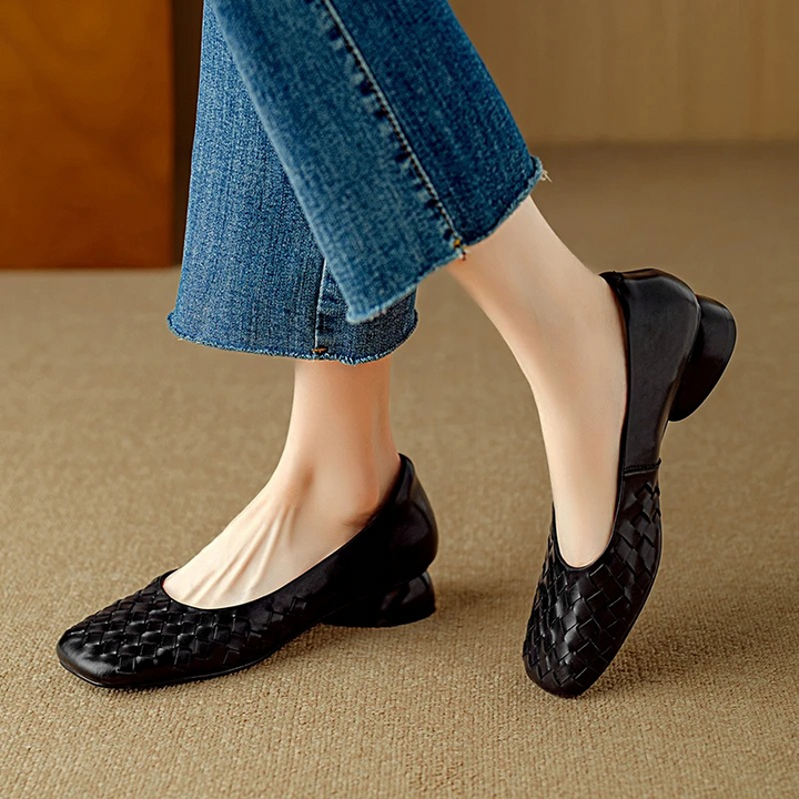 Caroline | Elegant Comfort Flats