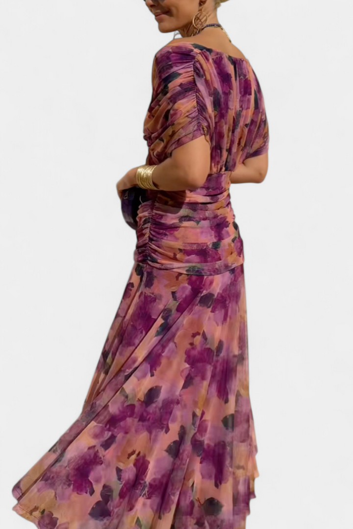 LALUNA | Elegant Dress With V-Neckline