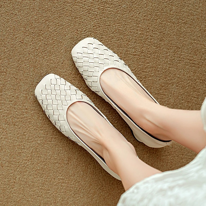 Caroline | Elegant Comfort Flats