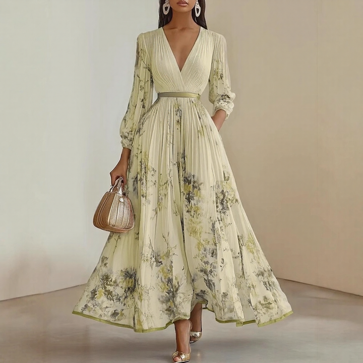 TESSA | DRESS WITH SOFT V-NECK