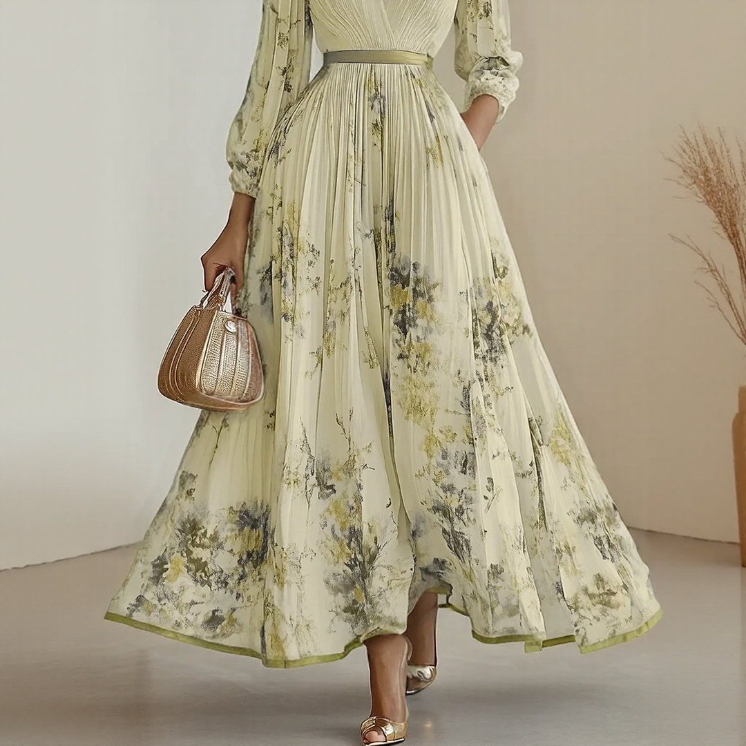 TESSA | DRESS WITH SOFT V-NECK