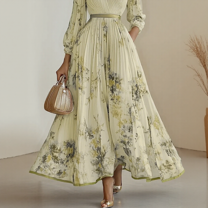 TESSA | DRESS WITH SOFT V-NECK