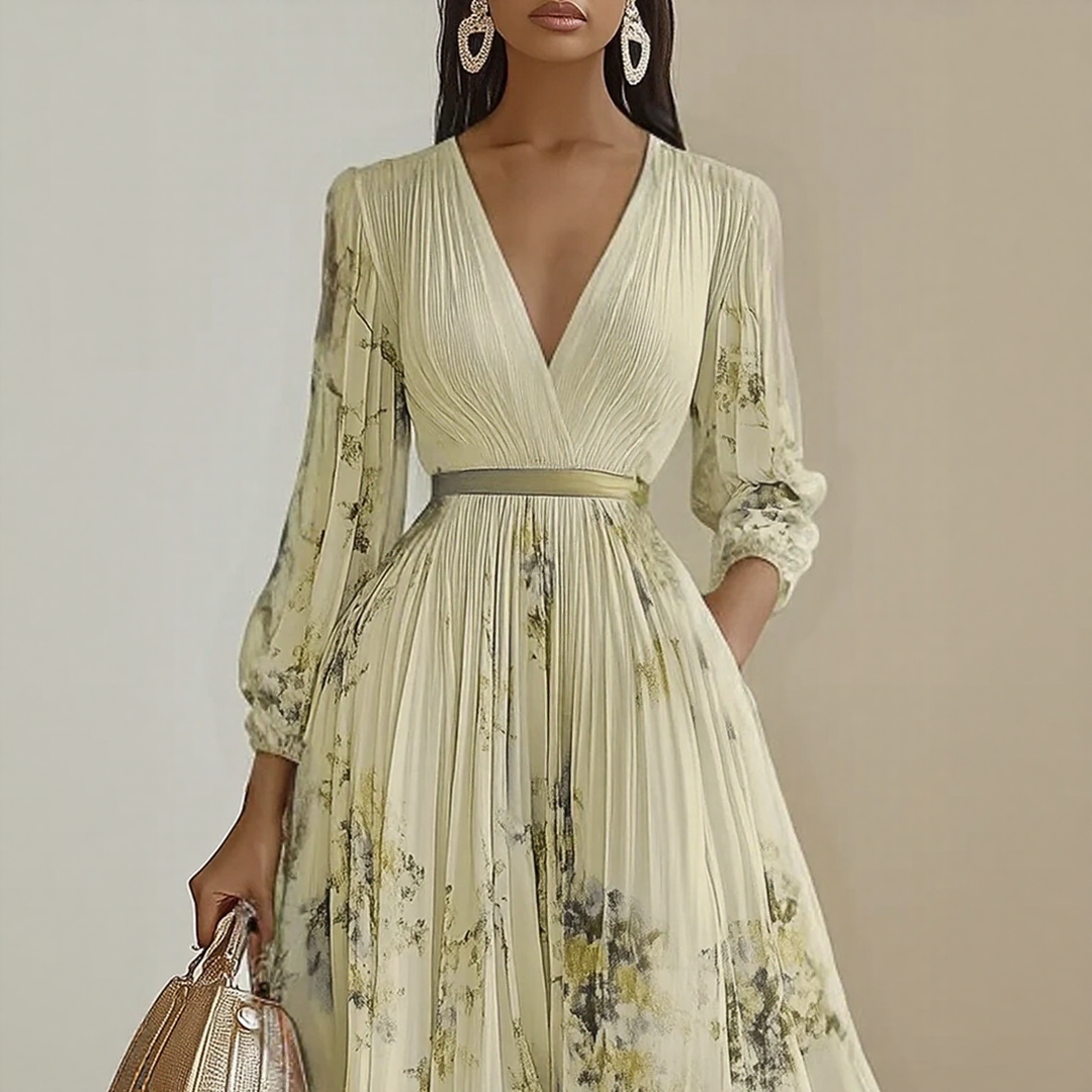 TESSA | DRESS WITH SOFT V-NECK