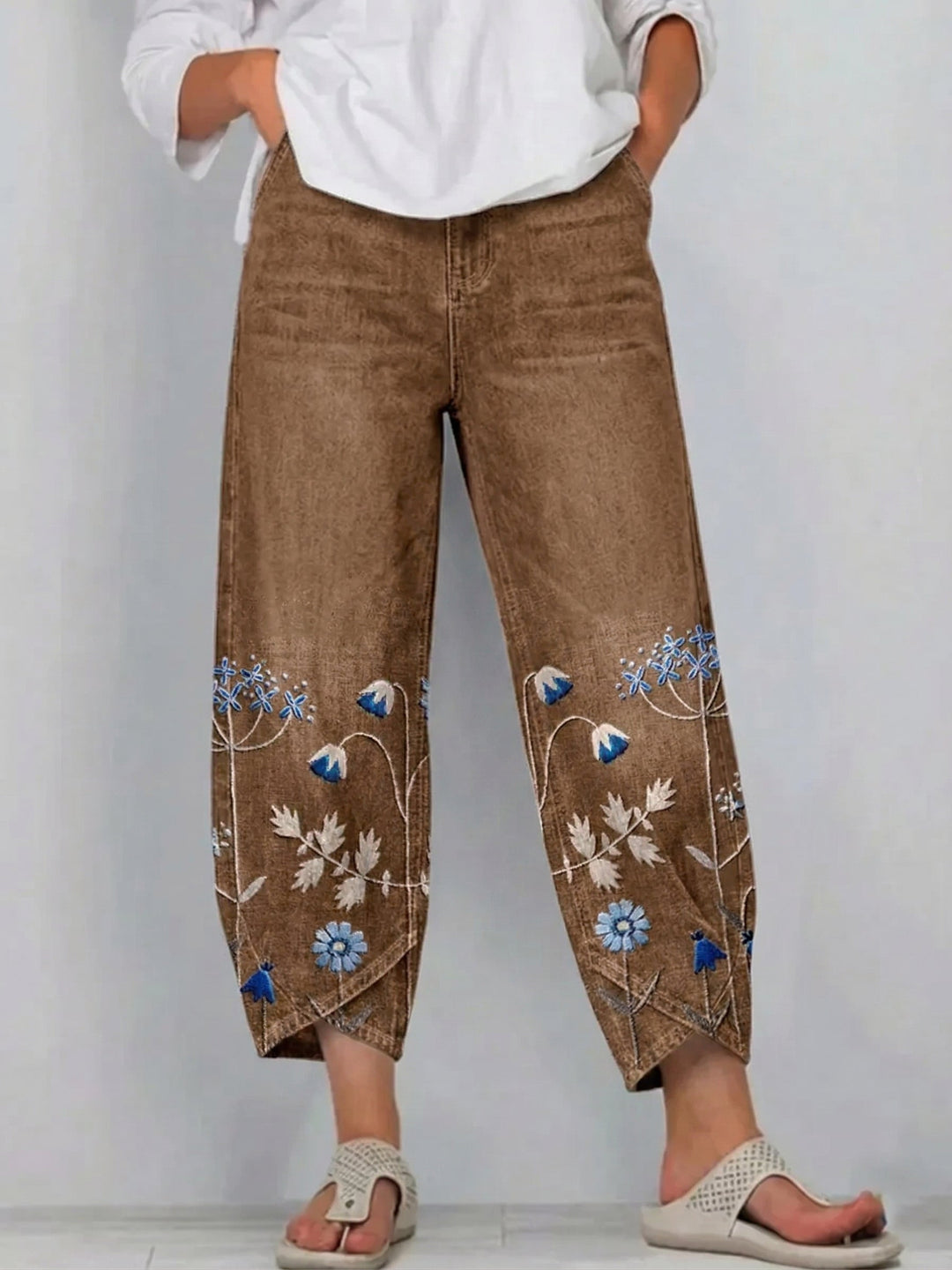 Aven | Floral Embroidered Jeans