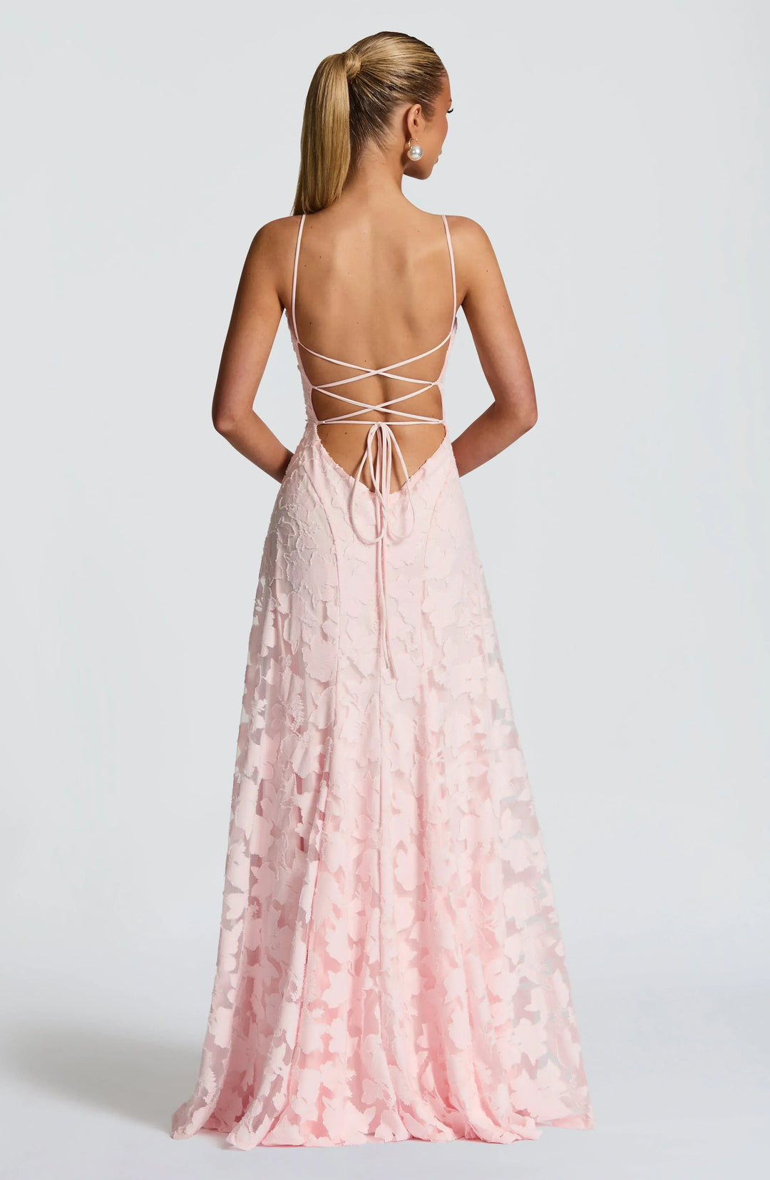 Clara Léon | Elegant Maxi Dress
