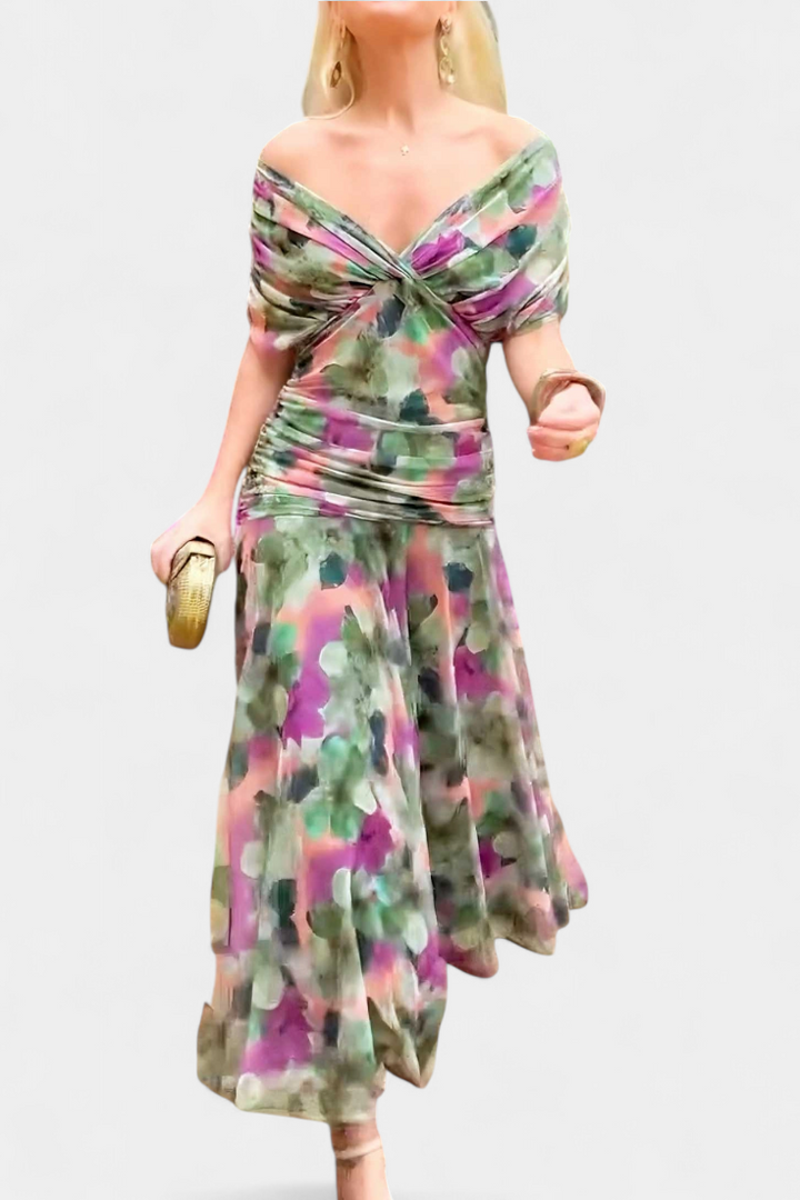 LALUNA | Elegant Dress With V-Neckline