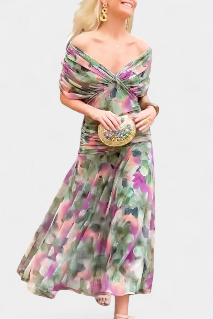 LALUNA | Elegant Dress With V-Neckline