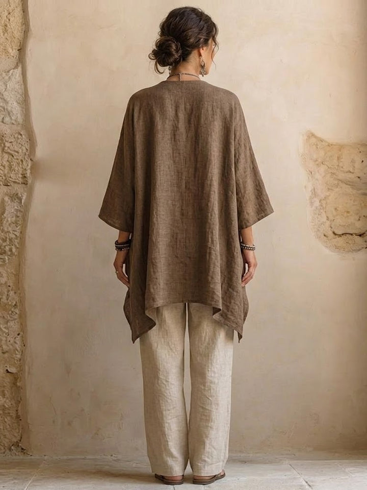 A Three-piece Set Featuring A Casual Cotton-linen Blend Cardigan, Trousers, And A Tank Top.